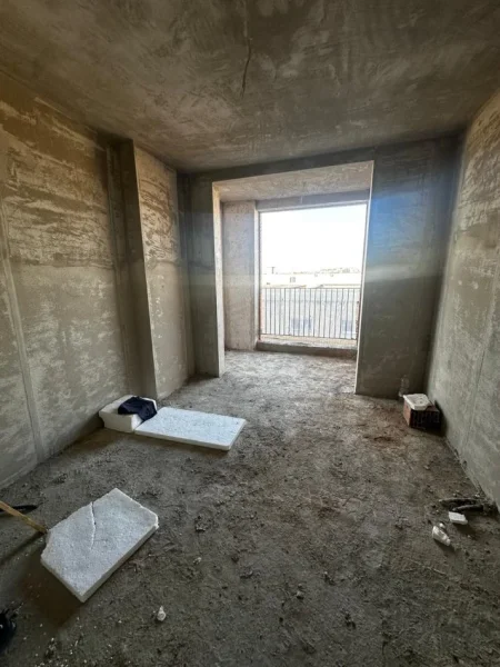 Tirane, shitet apartament 1+1+Ballkon Kati 2, 75 m² 105.000 € (Rruga e Dibres)