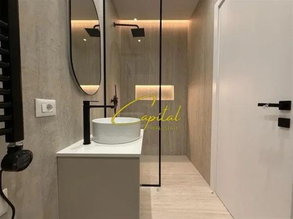 Tirane, jepet me qera apartament 2+1 Kati 5, 120 m² 1.800 € (ALTANA LUXURY RESIDENCE)