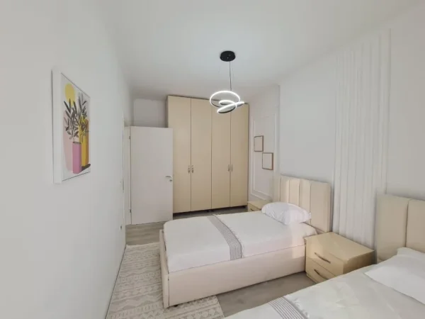 Tirane, shitet apartament 2+1 Kati 2, 92 m² 138.000 € (astir)