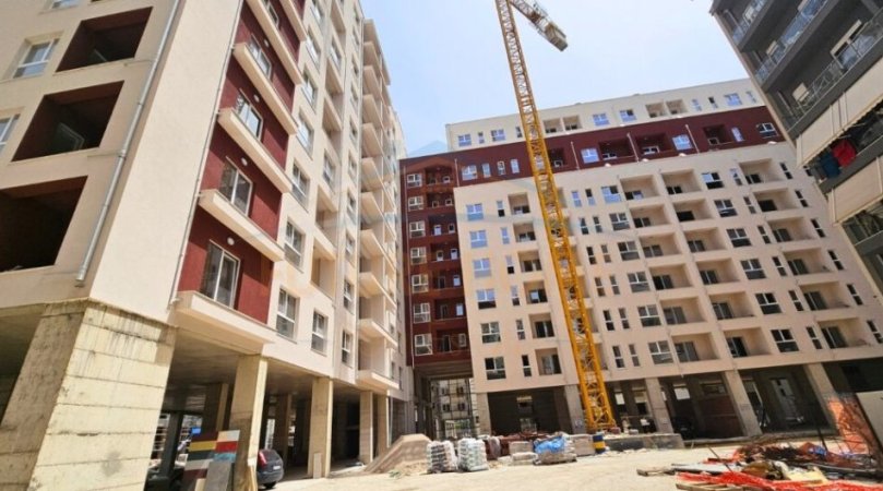 ALF48141 Tirane, shitet apartament Kati 3, 80 m² 127.500 € (Laprake, Kompleksi Aura)