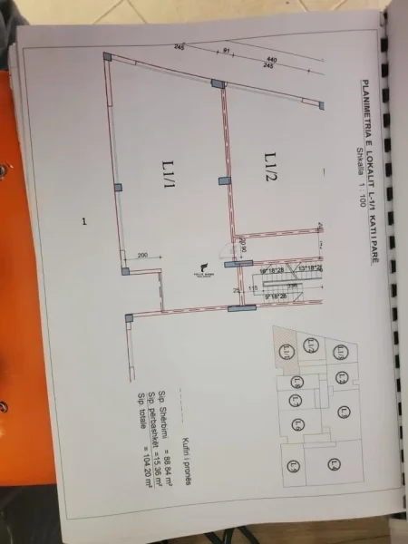 Tirane, jepet me qera zyre Kati 1, 300 m² 2.400 € (KOMUNA E PARISIT)