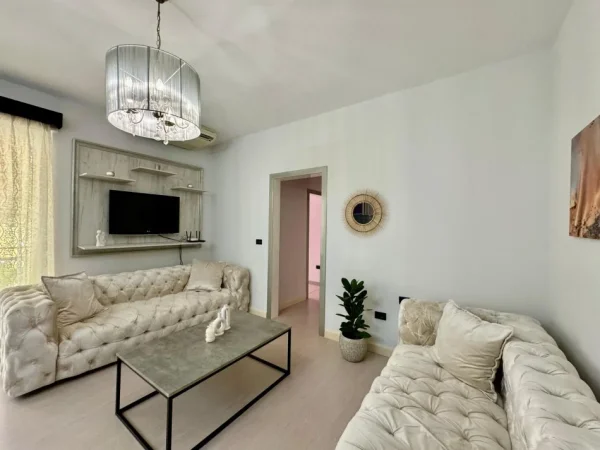 Tirane, jepet me qera apartament 2+1+Aneks+Ballkon , 92 m² 700 € (Kopshti Zoologjik)