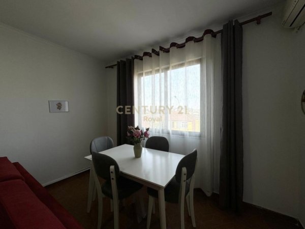 Tirane, jepet me qera apartament 1+1 Kati 3, 350 m² 350 € (allias)