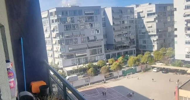 Tirane, shes apartament 2+1+Ballkon Kati 6, 90 m² 208.000 € (RR. Komuna e Parisit)