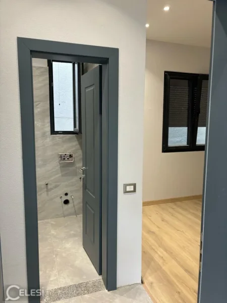 Tirane, jepet me qera Vile 2+1+Ballkon Kati 1, 80 m² 1.100 € (KODRA E DIELLIT)