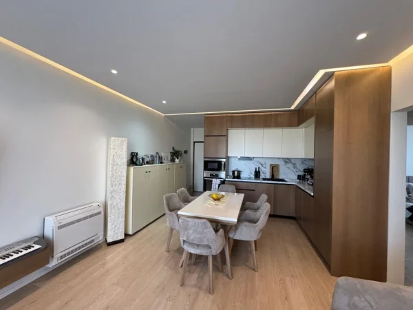 Tirane, shitet apartament 2+1 Kati 4, 106 m² 245.000 € (Kompleksi Fiori di Bosko)