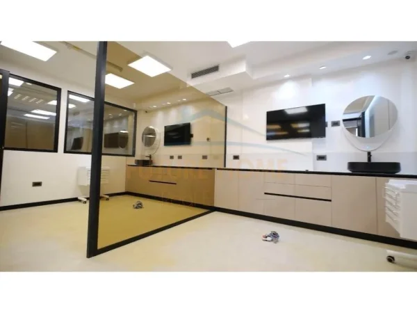 Tirane, shitet ambjent biznesi Kati 2, 106 m² 295.000 € (OXHAKU)