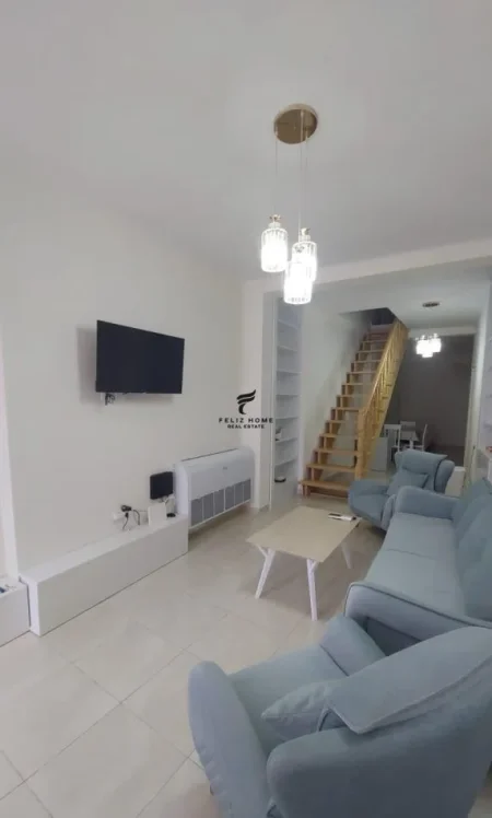 Tirane, jepet me qera apartament 2+1+Ballkon Kati 2, 120 m² 650 € (SELVIA)