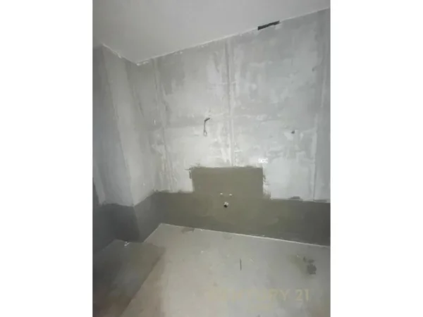 Tirane, jap me qera ZYRE+POST PARKIMI , 200 m² 3.000 € (Lake View Residences, Liqeni i Tiranës)