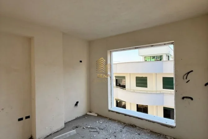 Durres, shitet apartament 2+1 Kati 3, 85 m² 111.000 € (Pishat E Buta Golem)