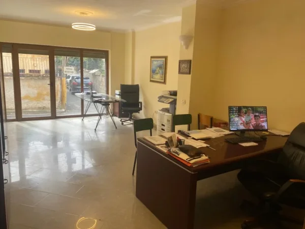 Tirane, shitet dyqan Kati 0, 42 m² 100.000 € (Shitet Super Dyqan tek Mine Peza. Rruga Prokop Myzeqari)