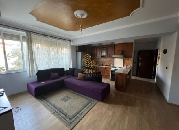Tirane, jepet me qera apartament 2+1+Ballkon Kati 2, 110 m² 600 € (Rruga Kongresi Manastirit)