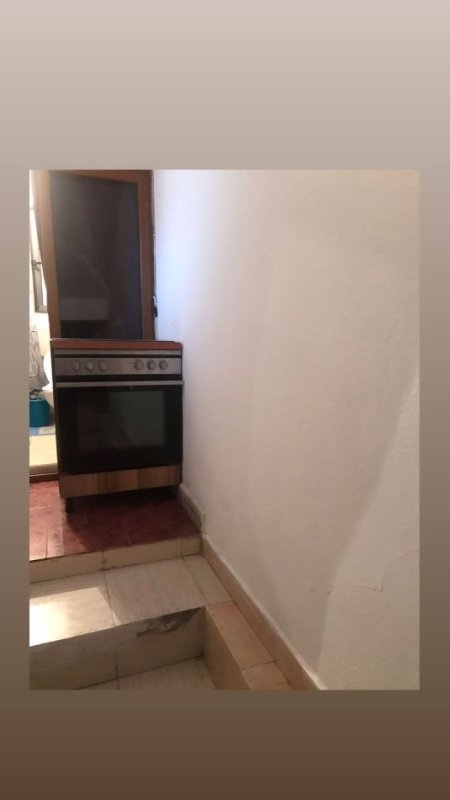 Tirane, jepet me qera garsonier Kati 1, 180 € (Rruga Dritan Hoxha)