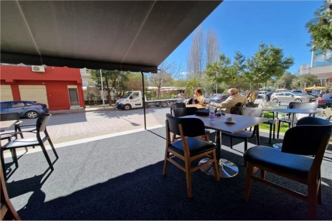 Vlore, shitet dyqan Kati 0, 64 m² 134.000 € (Pran Shk.Industriale)