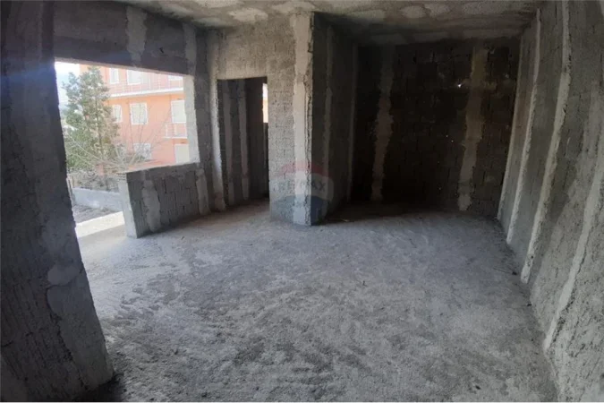 Radhime - Orikum, shitet shtepi 2 Katshe , 350 m² 180.000 € (Orikum)