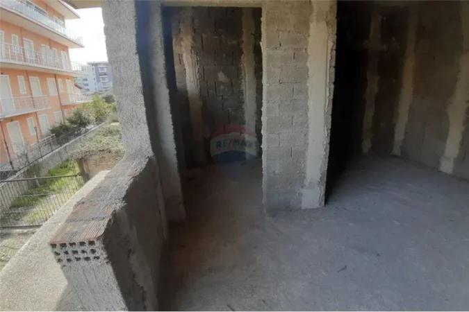 Radhime - Orikum, shitet shtepi 2 Katshe , 350 m² 180.000 € (Orikum)