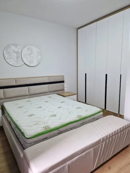 Tirane, shitet apartament 1+1+Ballkon Kati 4, 67 m² 600 EURO(Don Bosko)