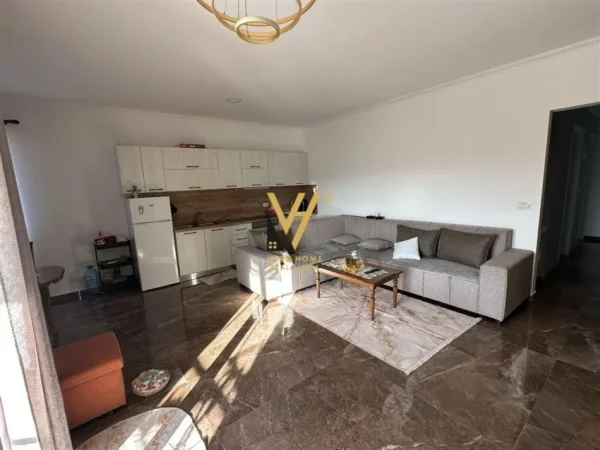 Tirane, shitet apartament 2+1+Ballkon Kati 8, 91 m² (SHKOZE) 150.000 EURO