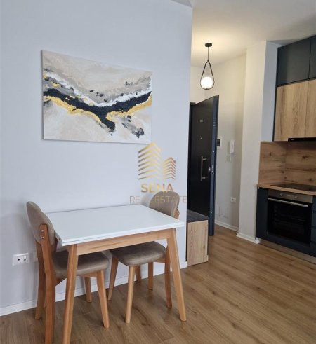 Tirane, jepet me qera apartament 1+1 Kati 4, 70 m²