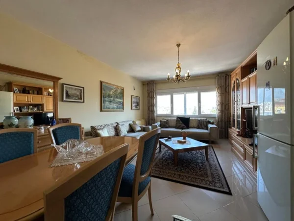 Tirane, shitet apartament 1+1 Kati 6, 77 m² 231.000 € (AMBASADA USA)