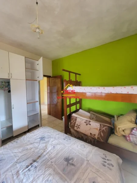 Sarande, shitet shtepi 2+1+Ballkon Kati 0, 300 m² 90.000 € 