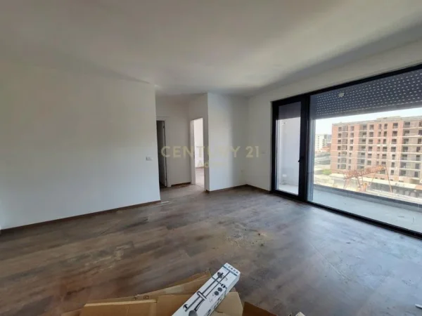 Shqiperi, shitet apartament 2+1 Kati 5, 118 m² 165.600 € (ish dogana)