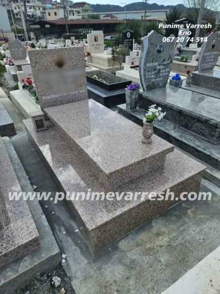 Tirane, ofroj Punime Varresh - Modele Varresh Graniti - Montuar ne varrezate Sharres 170 €