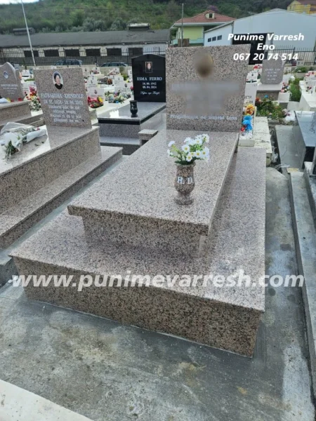 Tirane, ofroj Punime Varresh - Modele Varresh Graniti - Montuar ne varrezate Sharres 170 €