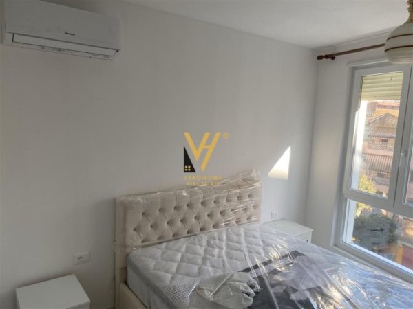 Tirane, jepet me qera apartament 1+1+Ballkon Kati 3, 655 m² 550 € (TREGU ELEKTRIK)