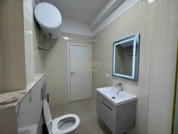 Tirane, shitet apartament Kati 4, 61 m² 135.000 € 