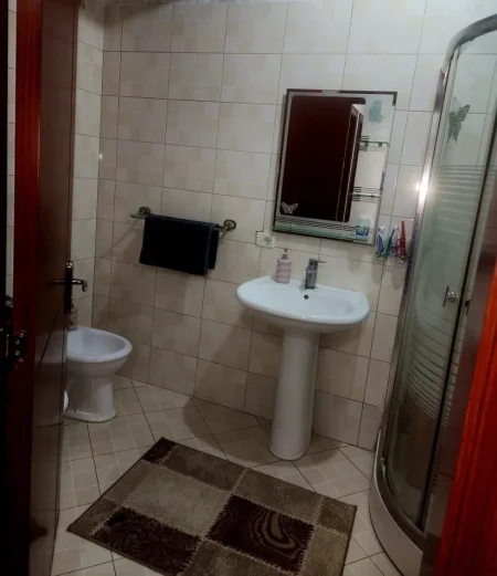 Tirane, shitet apartament 1+1+Aneks+Ballkon Kati 6, 71 m² 101.000 € (astir)