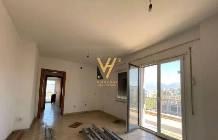 Tirane, shitet apartament 3+1+Ballkon Kati 7, 109 m² 250.000 € (LAPRAKE)