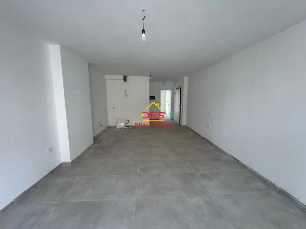Sarande, shitet apartament 1+1+Ballkon Kati 2, 81 m² 125.000 € 