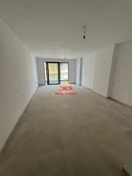 Sarande, shitet apartament 1+1+Ballkon Kati 2, 81 m² 125.000 € 