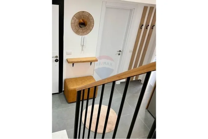 Tirane, jepet me qera apartament duplex 2+1 , 112 m² 1.000 € (Kodra e Diellit)
