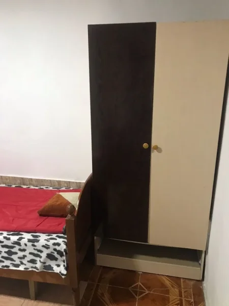 Tirane, jepet me qera garsonier 1+1 Kati 1, 25 m² 180 € 