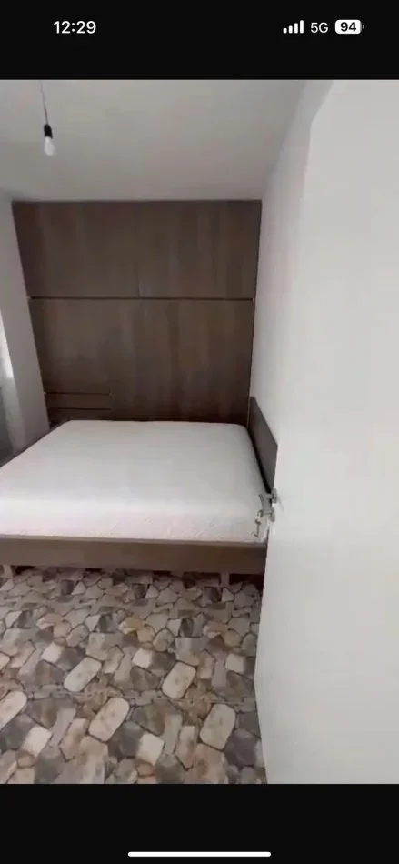 Tirane, shitet apartament 1+1+Ballkon Kati 2, 64 m² 77.000 € (FRESKU)