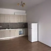 Tirane, shitet apartament 2+1+Ballkon Kati 2, 90 m² 99.000 € (FRESKU)