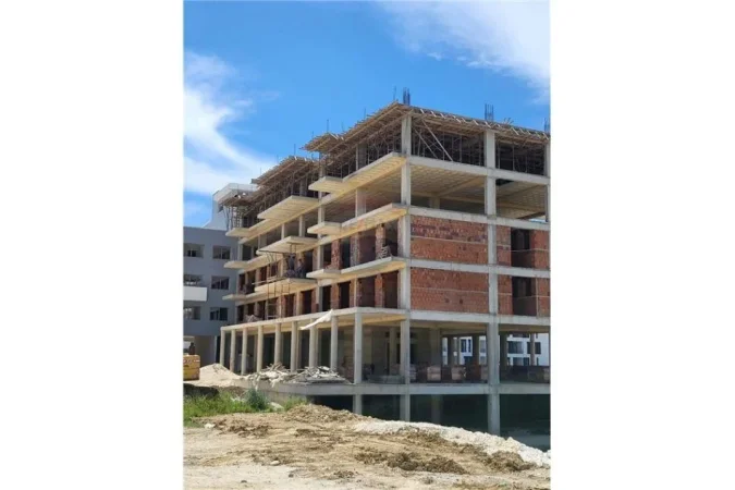 Radhime - Orikum, shitet apartament 2+1 , 76 m² (Orikum)