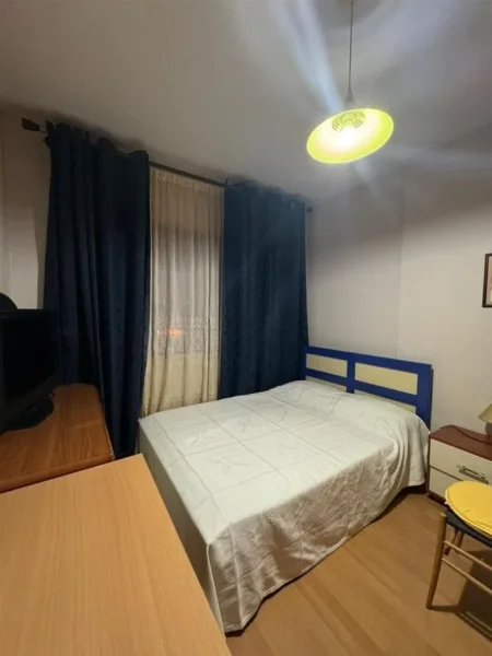 Tirane, shes apartament 3+1 Kati 5, 103 m² 270.000 € (rruga e kosovareve)