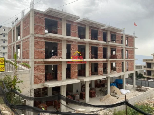 Sarande, shitet apartament 1+1+Ballkon Kati 3, 1.600 m² 