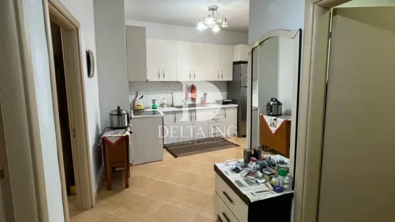 Tirane, shitet apartament 2+1 Kati 4, 115 m² 130.000 € (Yzberisht)