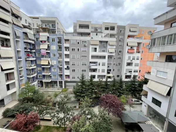 Tirane, shes apartament 2+1+Aneks+Ballkon Kati 4, 115 m² 130.000 € (Yzberisht , “Cabej”)