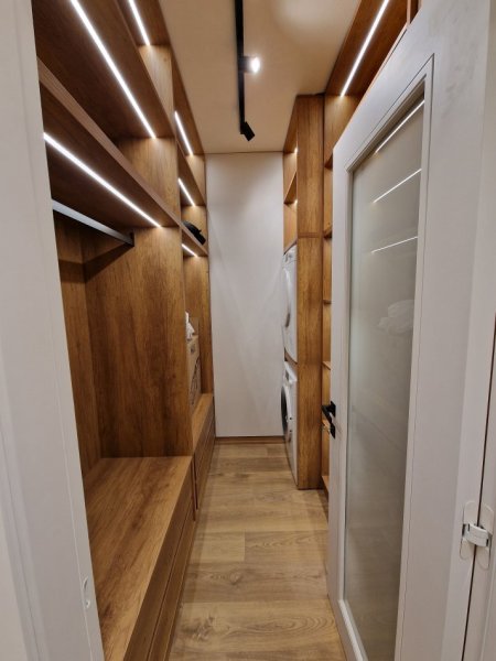 Tirane, jepet me qera apartament 2+1 Kati 3, 83 m² 1.000 € (Kopshti Zoologjik)