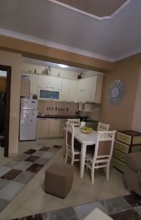 Tirane, shitet apartament 1+1 Kati 6, 70 m² 100.000 € (Prane Vila L)