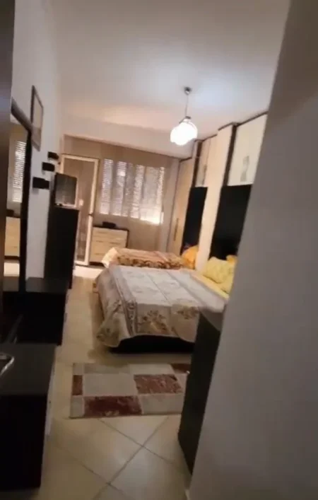 Tirane, shitet apartament 1+1 Kati 6, 70 m² 100.000 € (Prane Vila L)