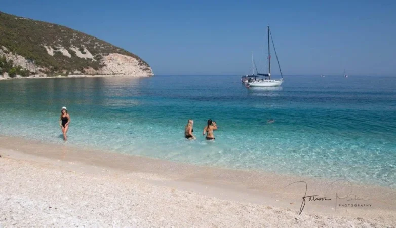 BoatvenTours.com – Ture Magjike me Varkë në Vlorë! Rezervo Online