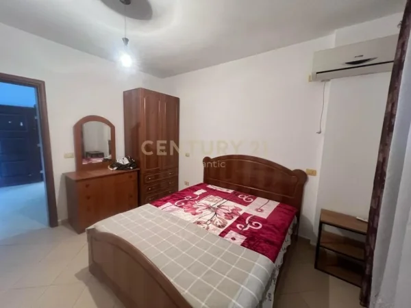 Shqiperi, shes 1+1 Kati 3, 67 m² 56.000 € (shkembi i kavajes)