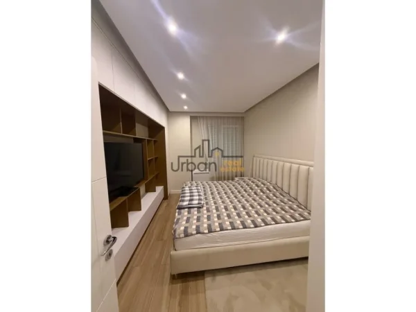 Tirane, shitet apartament 3+1 Kati 3, 133 m² 320.000 € (Liqeni i Thatë)