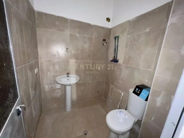 Durres, shitet garsonier 1+1 Kati 1, 40 m² 50.000 € 